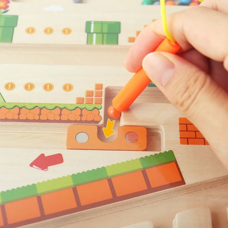 Wooden Magnetic Maze